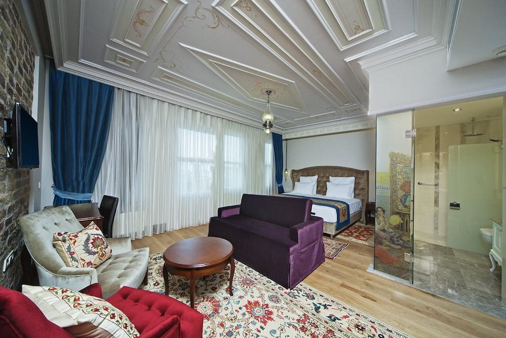 Azade Suites Istanbul Exterior photo