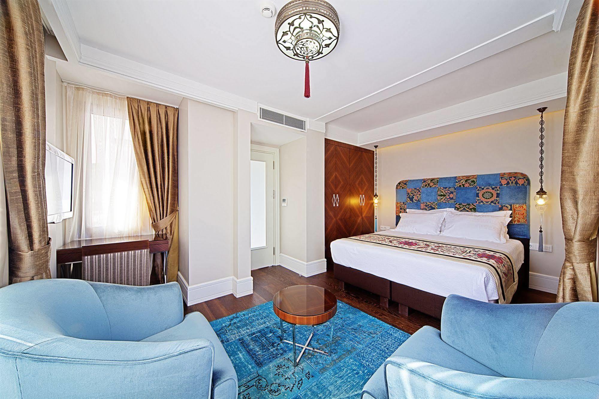 Azade Suites Istanbul Exterior photo