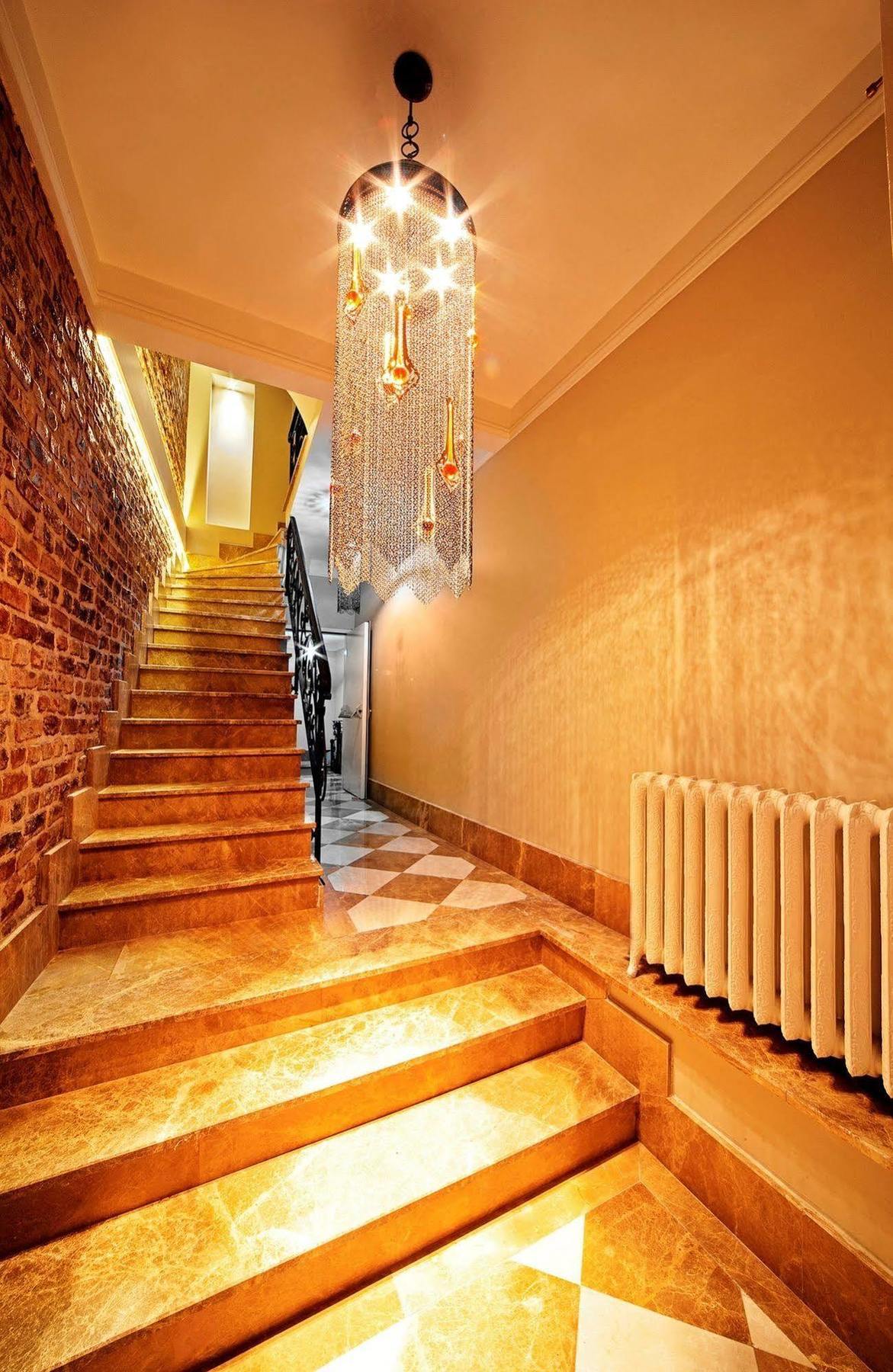 Azade Suites Istanbul Exterior photo